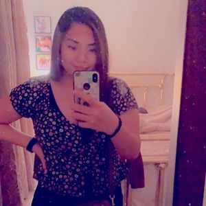 Meet your Posher, Alyza